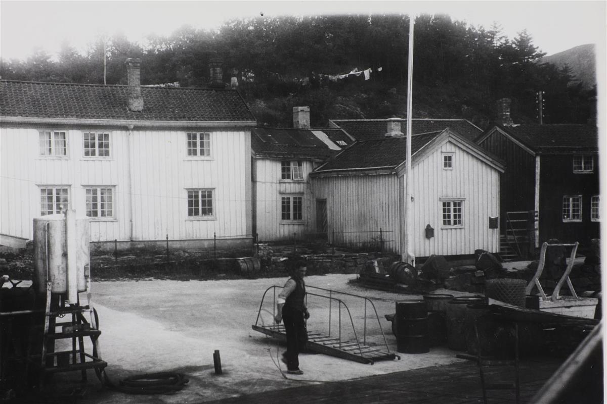 KAIA PÅ NESSET: Husby var et viktig handelssted på Helgeland, så lenge havet ennå var viktigste ferdselsåre. - Klikk for stort bilde
